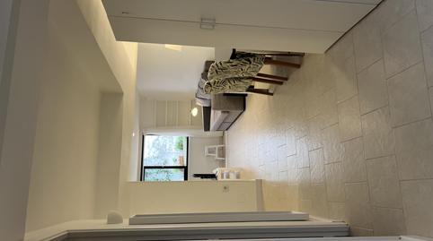 Foto 2 von Erdgeschoss zum Verkauf in Calle de Donoso Montesinos, 19, Nueva España,  Madrid Capital