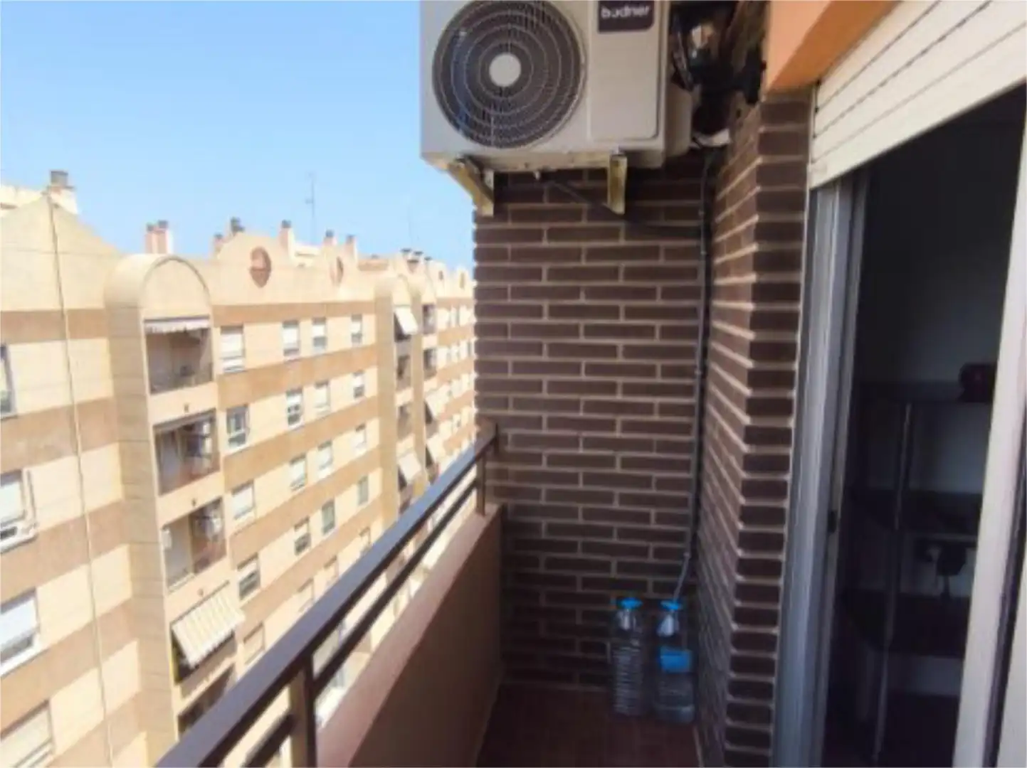 Pis en venda a Camí de Montcada, 112, Torrefiel Terrassa de Pis en venda en Valencia amb Aire condicionat, Calefacció i Parquet
