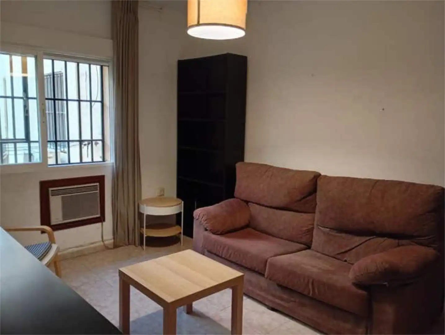 Piso en venta en Triana Este Sala de estar de Piso en venta en Sevilla