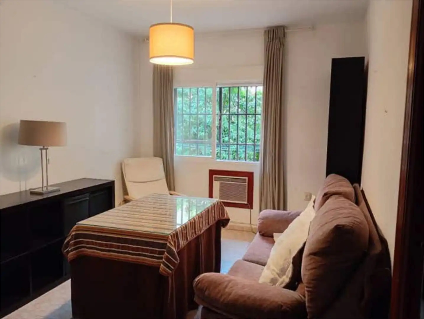 Piso en venta en Triana Este Habitación de Piso en venta en Sevilla