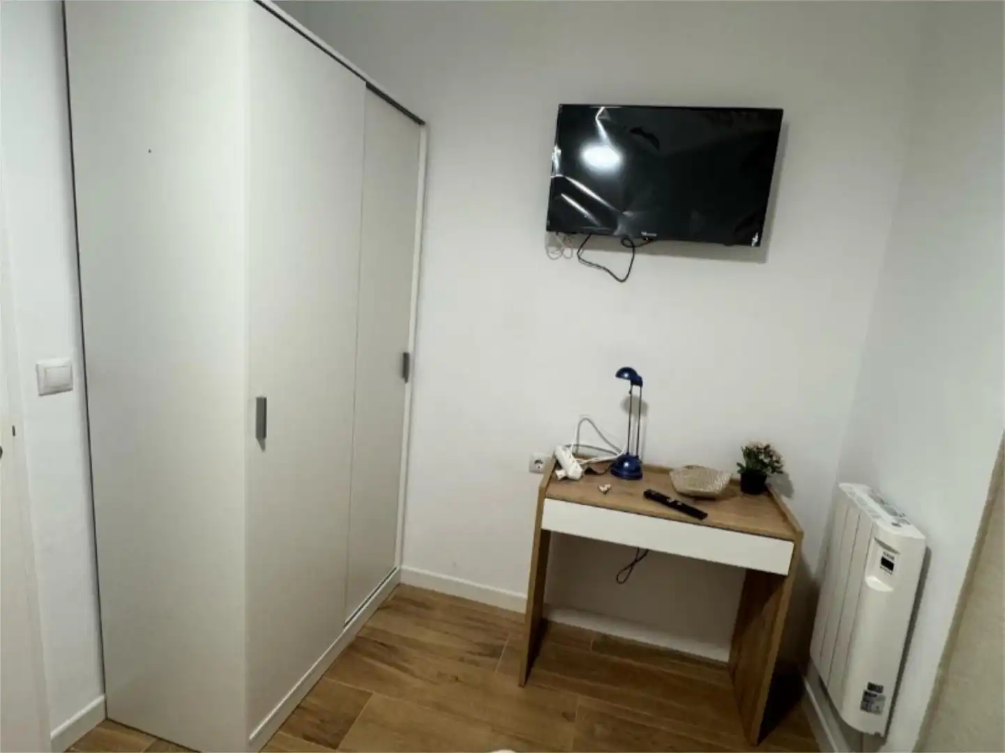 Schlafzimmer von Wohnung zur untervermieten in Sabadell mit Heizung, Terrasse und Möbliert