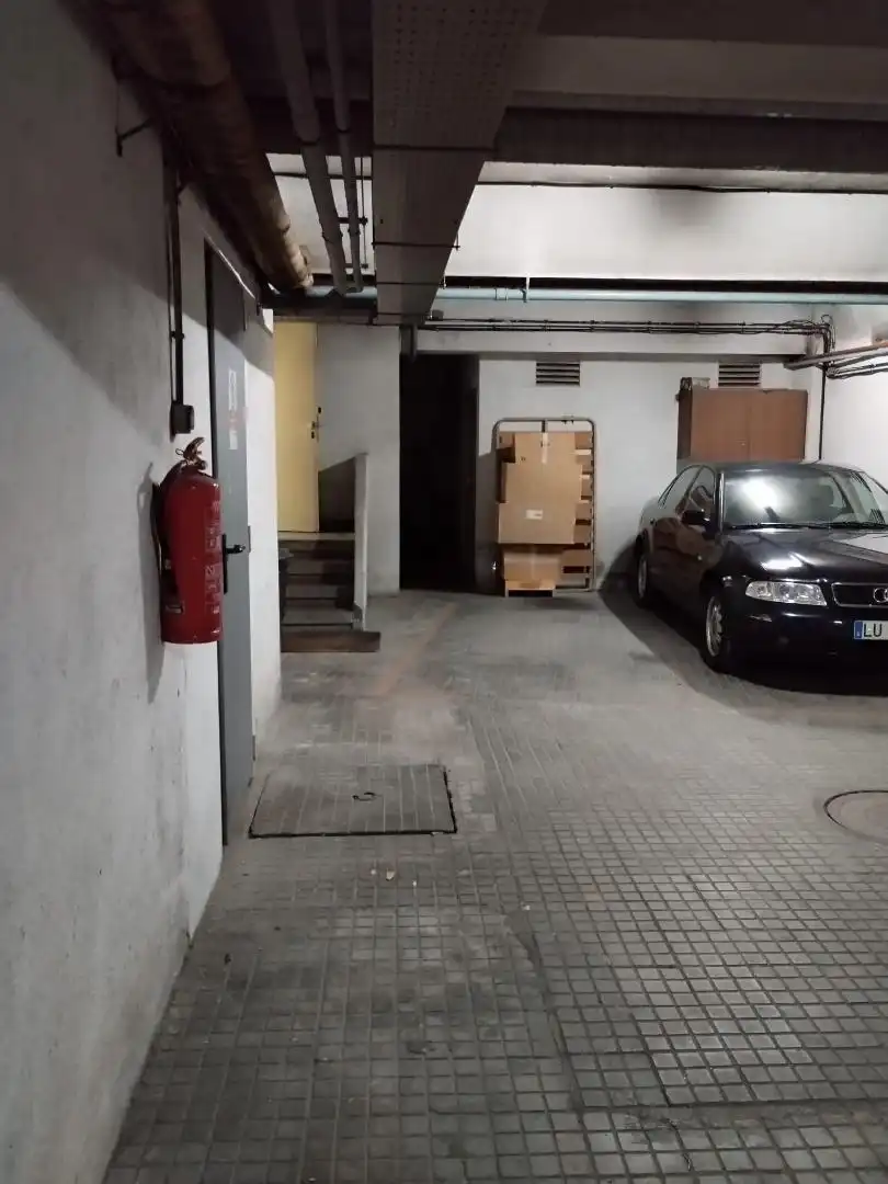 Garage for rent in Juan Montes, 6, Centro - Recinto Amurallado Parking of Garage for rent in Lugo