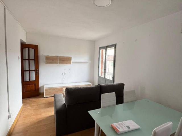 Piso en Alquiler en Calle Río Cea, 4 en San José Obrero