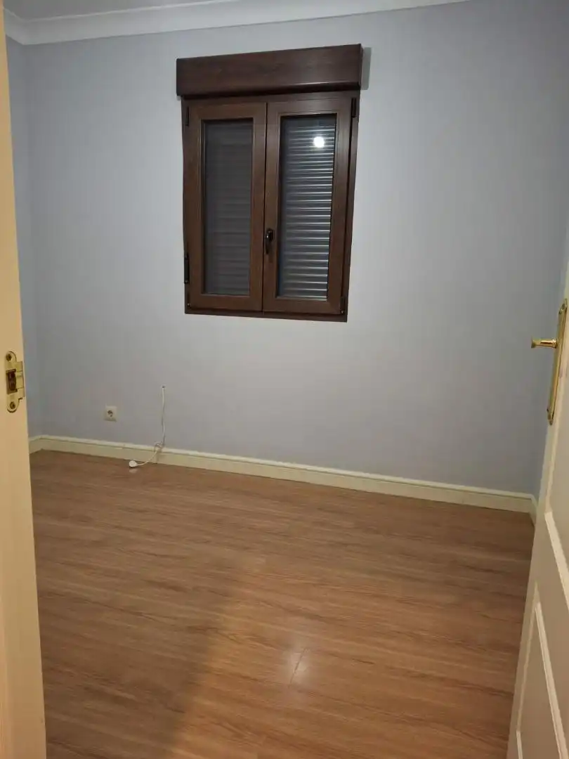 Piso en venta en Calle Ancha, 107, Aguilar de la Frontera Habitación de Piso en venta en Aguilar de la Frontera con Aire acondicionado, Calefacción y Jardín privado