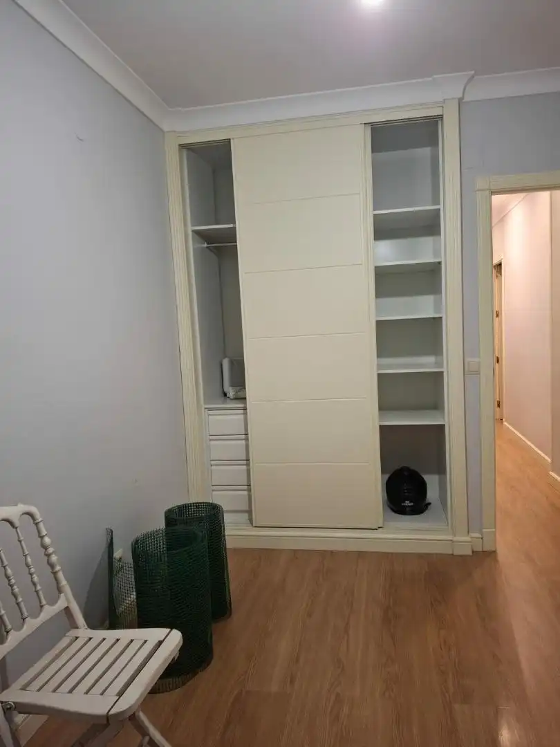 Piso en venta en Calle Ancha, 107, Aguilar de la Frontera Habitación de Piso en venta en Aguilar de la Frontera con Aire acondicionado, Calefacción y Jardín privado