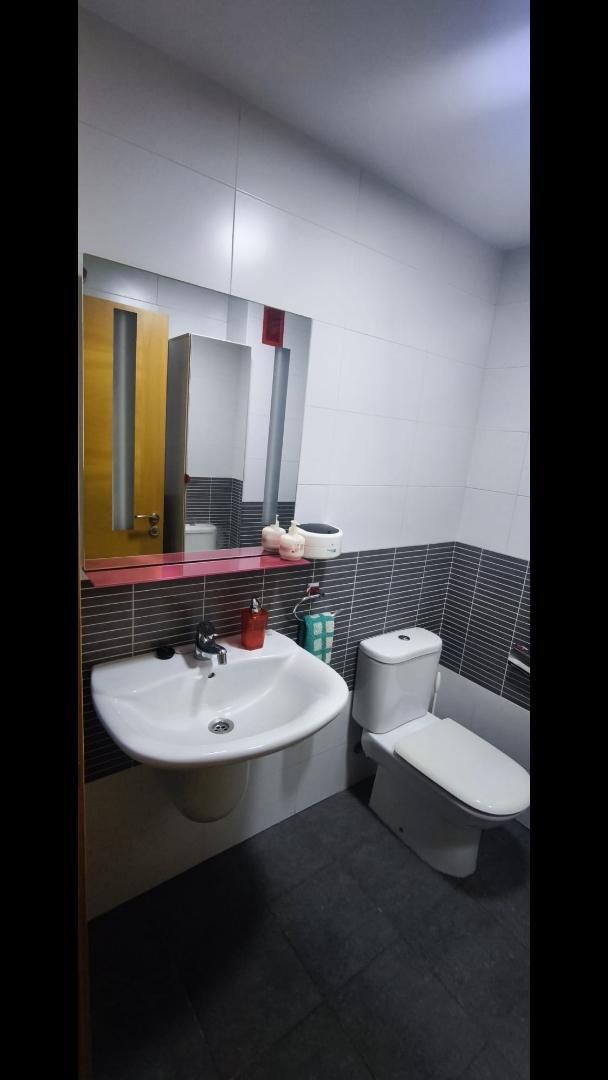 Baño de Piso de alquiler en León Capital  con Calefacción, Parquet y Trastero