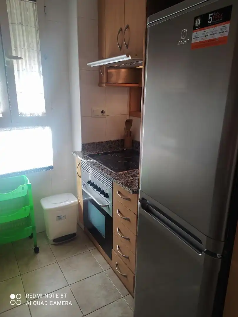 Apartamento de alquiler en Carrer d'Argelers, 20, Oliva Playa Cocina de Apartamento de alquiler en Oliva con Aire acondicionado, Calefacción y Terraza