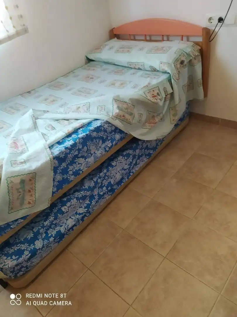 Apartamento de alquiler en Carrer d'Argelers, 20, Oliva Playa Habitación de Apartamento de alquiler en Oliva con Aire acondicionado, Calefacción y Terraza