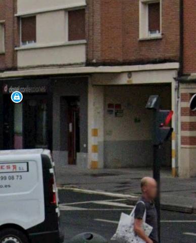 Garaje en Alquiler en Triana Kalea, 13 en Adurtza