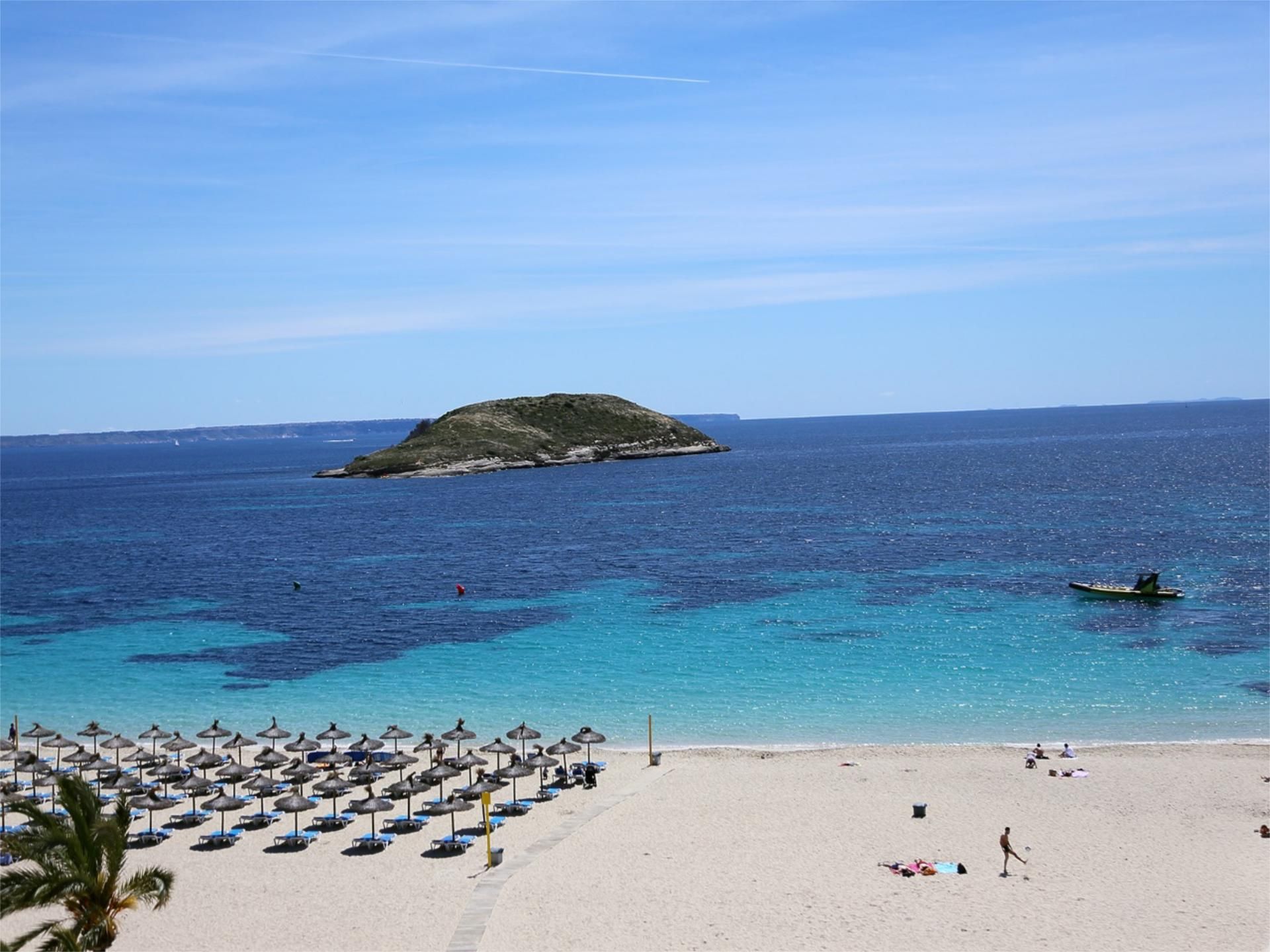 Pis de lloguer a Avinguda Magaluf, 18, Magaluf Vista exterior de Pis de lloguer en Calvià amb Aire condicionat, Terrassa i Piscina