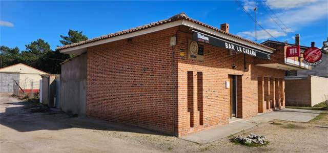 Casa-chalet en Venta en Coca