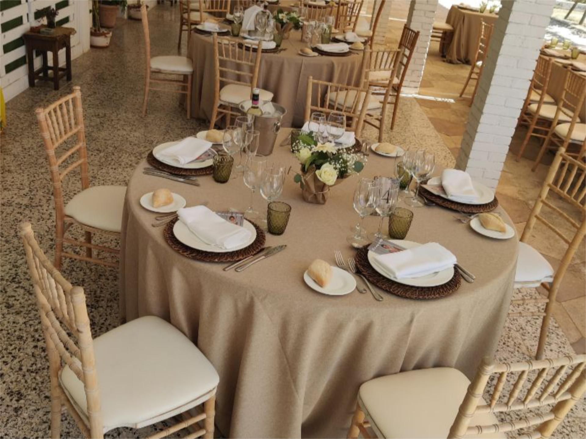 Finca rústica en venta en Partida L'ullal, 26, Gaianes Comedor de Finca rústica en venta en Gaianes con Piscina