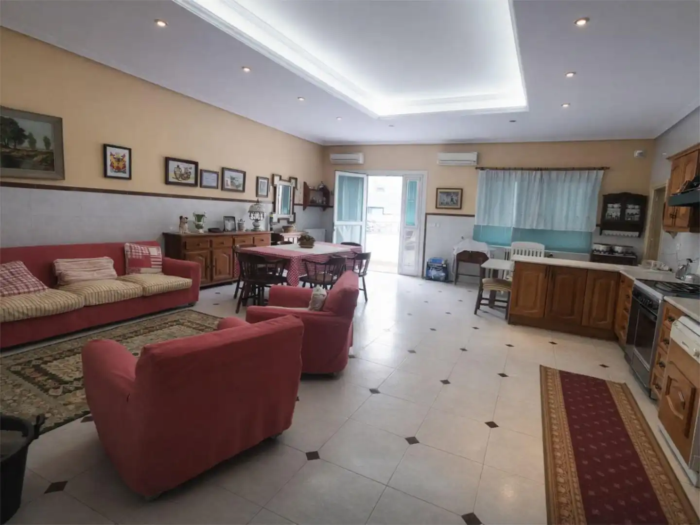 Casa o chalet en venta en Avenida de la Virgen de Loreto, 3, Centro Sala de estar de Casa o chalet en venta en Torrejón de Ardoz con Terraza y Piscina