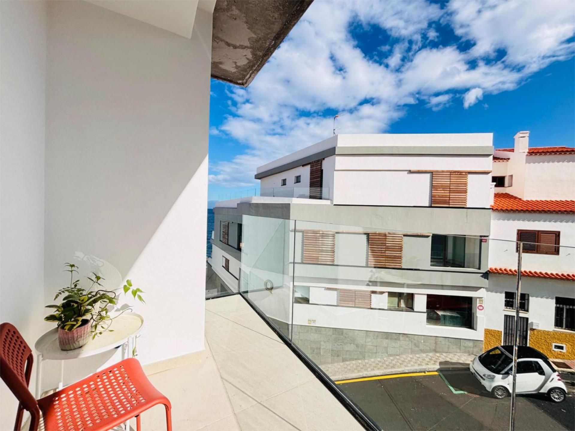 Exterior view of Flat for rent in Candelaria  with Furnished, Community parking and Balcony