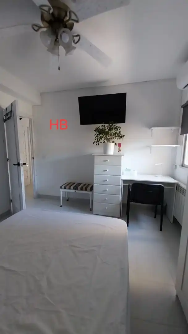Schlafzimmer von Wohnung zur untervermieten in Perales de Tajuña mit Privatgarten und Balkon