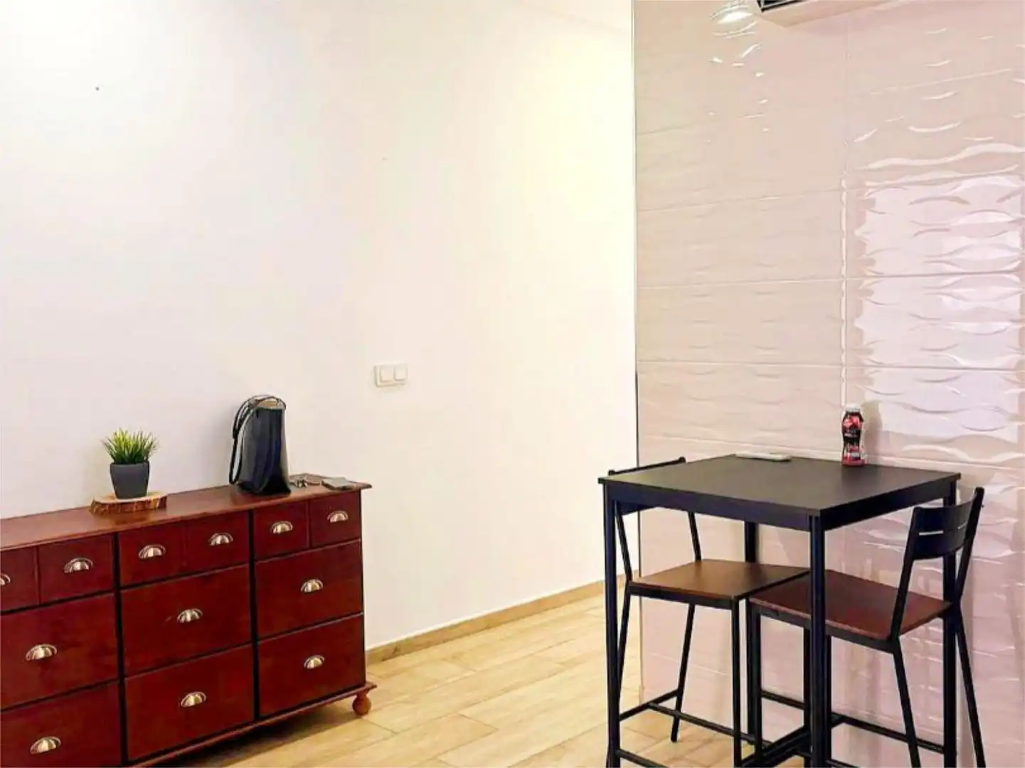 Flat for rent in Calle Alfonso XI, 21, Casco Antiguo Flat for rent in Calle Alfonso XI, 21, Casco Antiguo