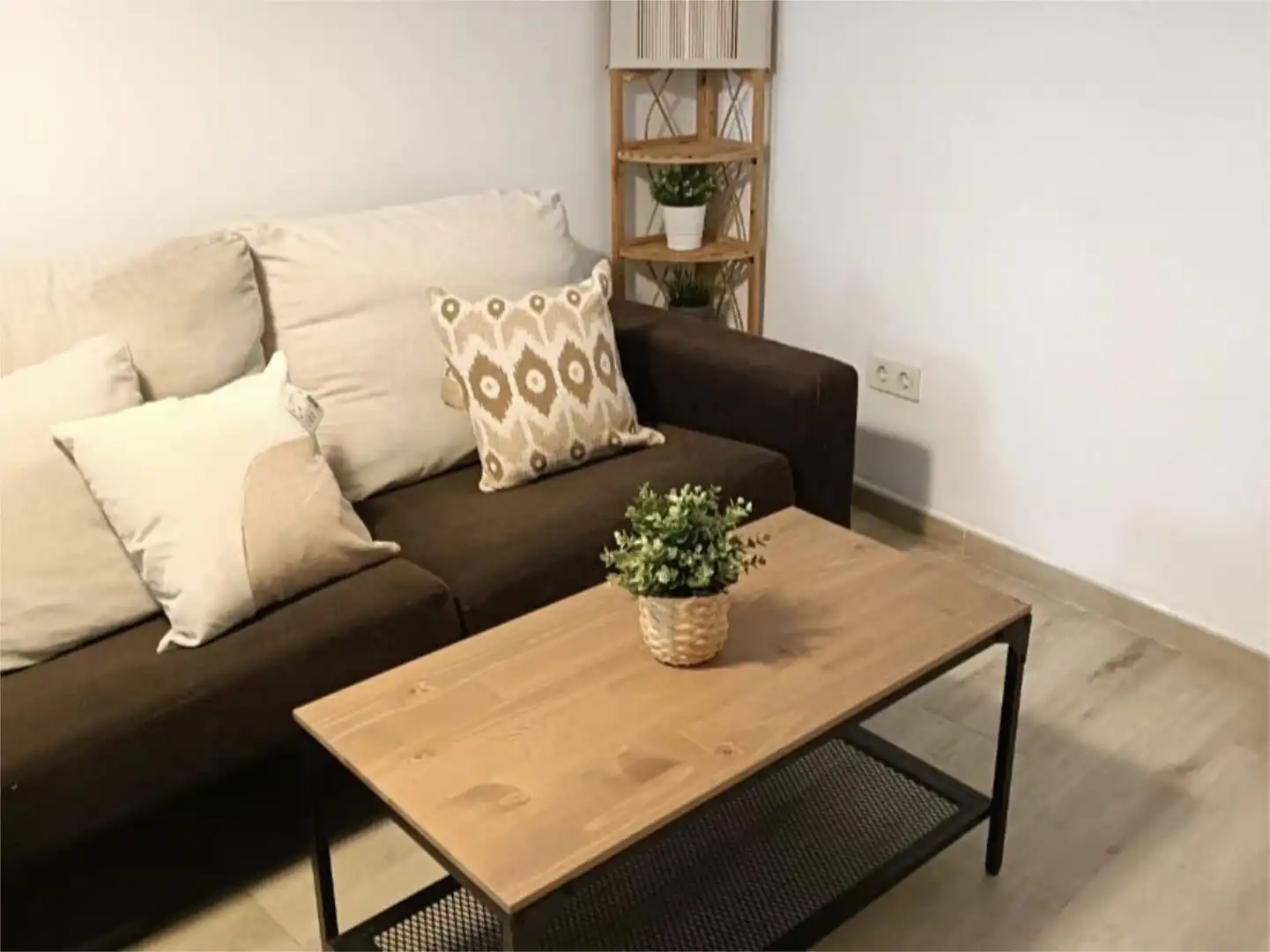 Flat for rent in Calle Alfonso XI, 21, Casco Antiguo Flat for rent in Calle Alfonso XI, 21, Casco Antiguo