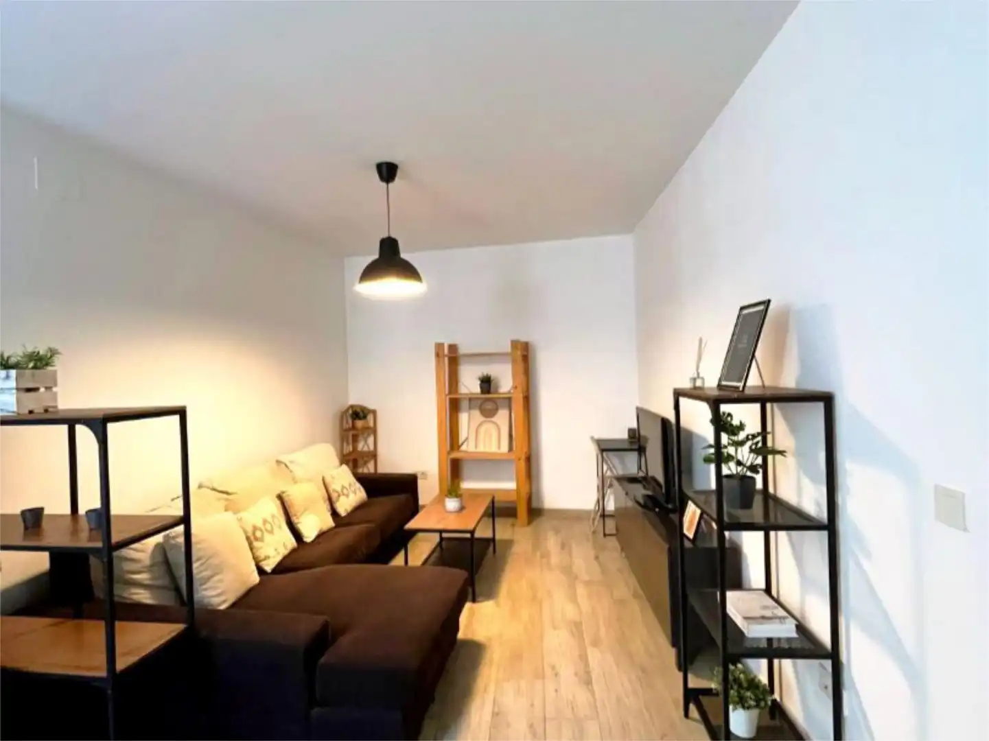 Flat for rent in Calle Alfonso XI, 21, Casco Antiguo Flat for rent in Calle Alfonso XI, 21, Casco Antiguo