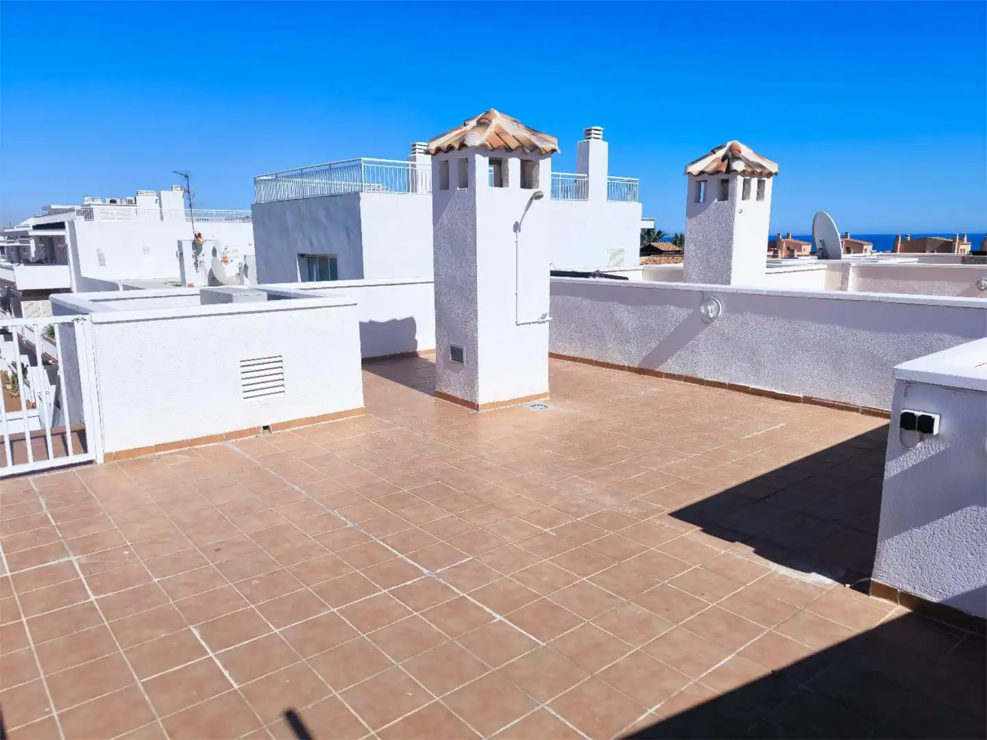 Piso de alquiler en Avenida Costa Levante, 1, Marina de la Torre Terraza de Piso de alquiler en Mojácar con Aire acondicionado, Calefacción y Terraza