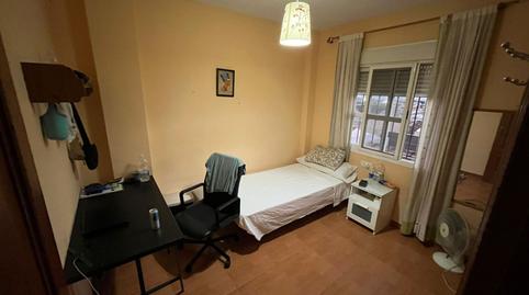 Foto 2 de Casa adosada para compartir en Calle Bernardo de Carpio, 5b, Fuente Alegre - El Chaparral - Los Morales, Málaga Capital