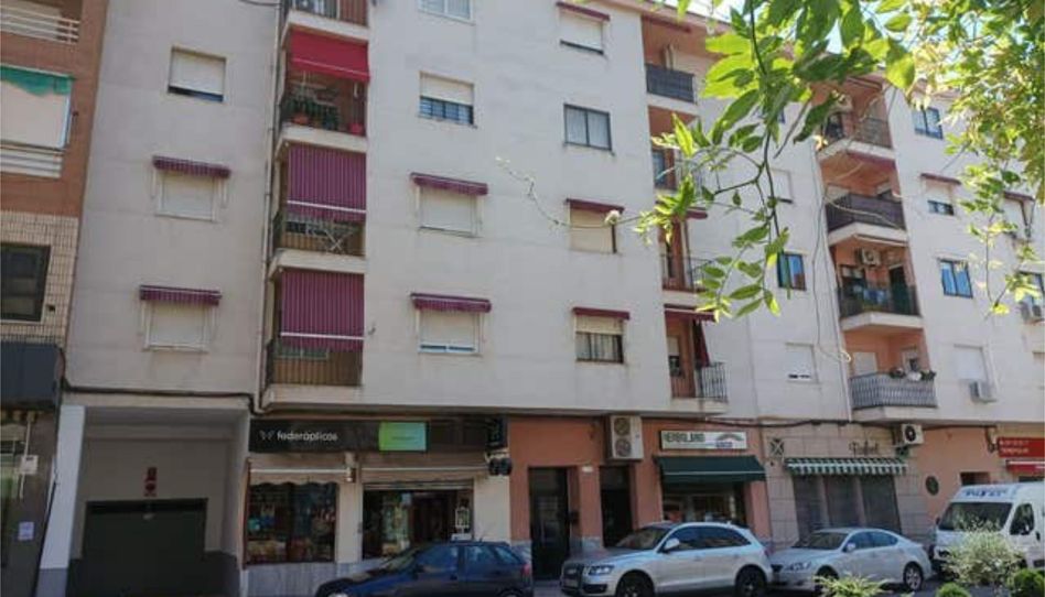 Garaje de alquiler en Coria, Cáceres - imagen 1 Foto 1 de Garaje de alquiler en Coria, Cáceres