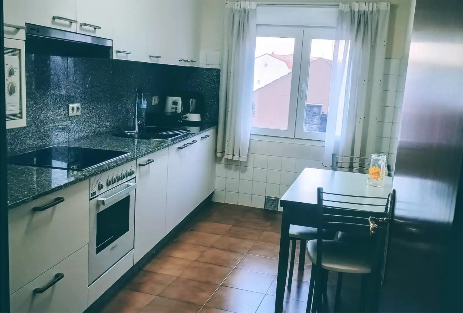 Flat for sale in Rúa Bouzas, 9, O Grove Kitchen of Flat for sale in O Grove with Heating, Private garden and Terrace