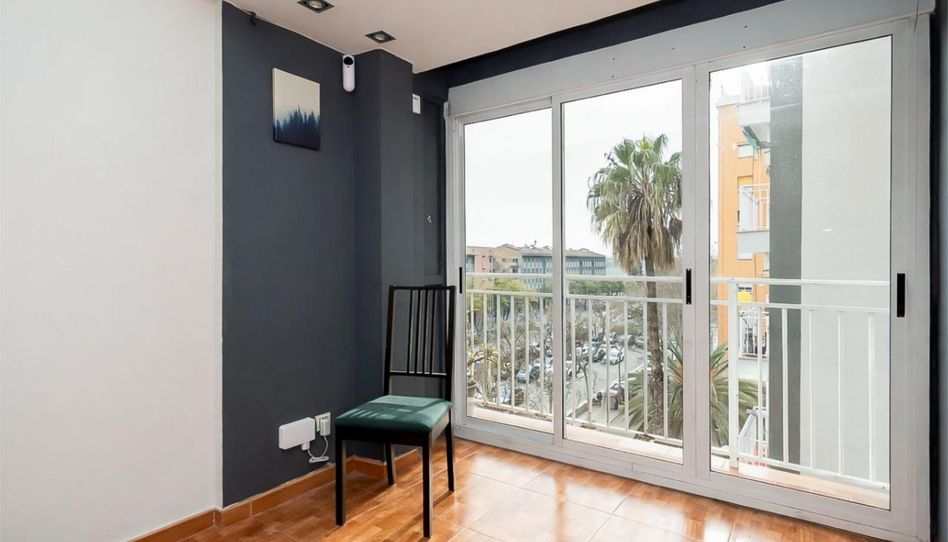 Flat for sale in Plaça de Provençana, 6, Santa Eulàlia, L'Hospitalet de Llobregat - image 1 Photo 1 of Flat for sale in Plaça de Provençana, 6, Santa Eulàlia, L'Hospitalet de Llobregat