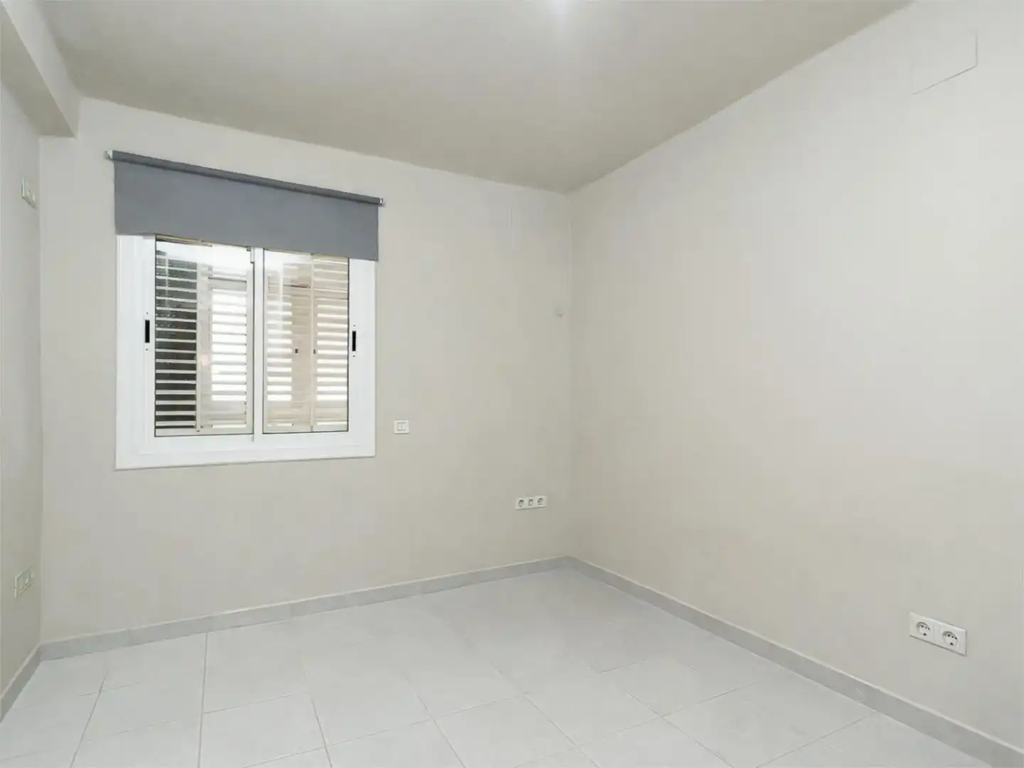 Wohnung zum Verkauf in Plaça de Provençana, 6, Santa Eulàlia Schlafzimmer von Wohnung zum Verkauf in L'Hospitalet de Llobregat mit Balkon