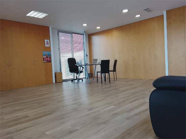 Oficina en Alquiler en Ciudad de Asís