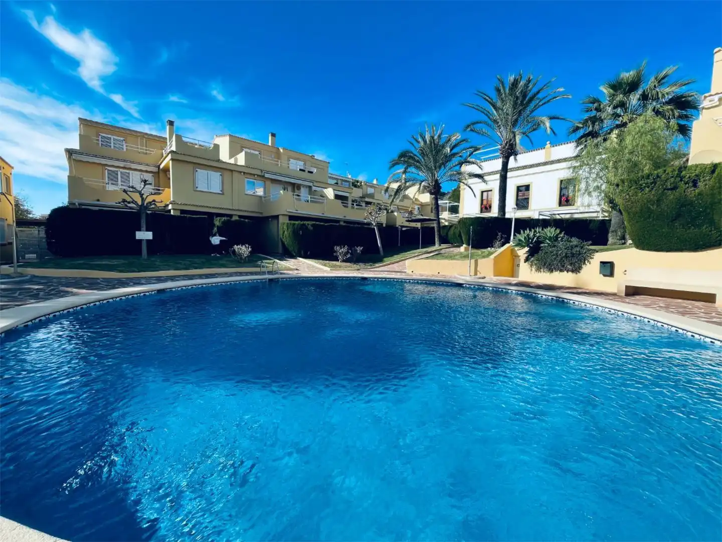 Piscina de Apartament de lloguer en Jávea / Xàbia amb Aire condicionat, Calefacció i Jardí privat