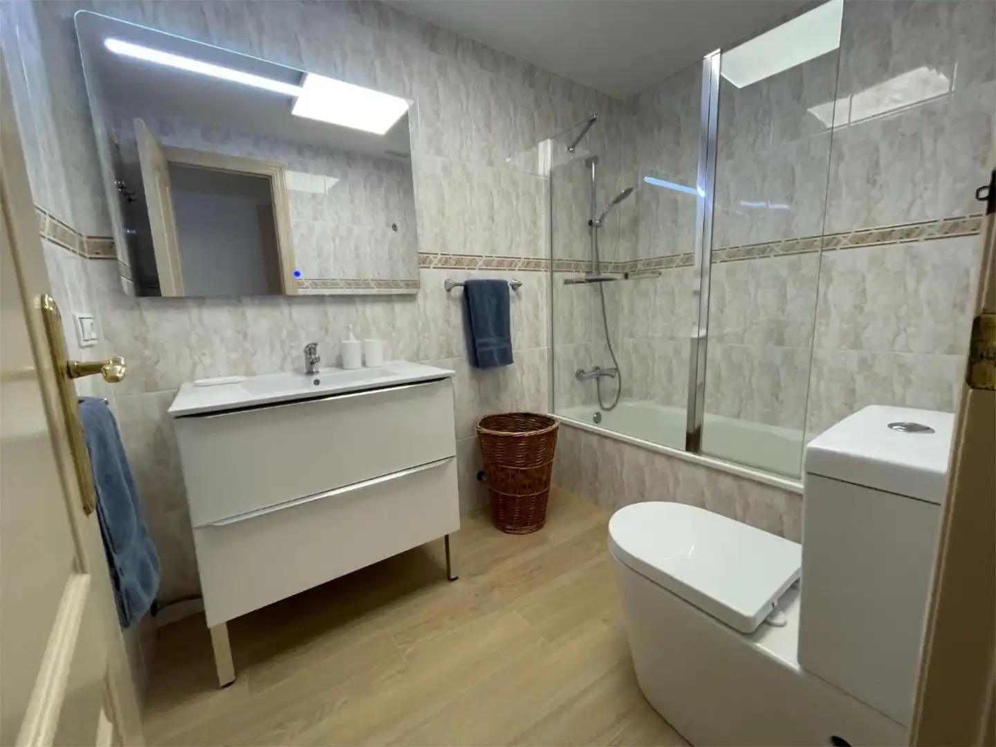 Baño de Apartamento de alquiler en Jávea / Xàbia con Aire acondicionado, Calefacción y Jardín privado