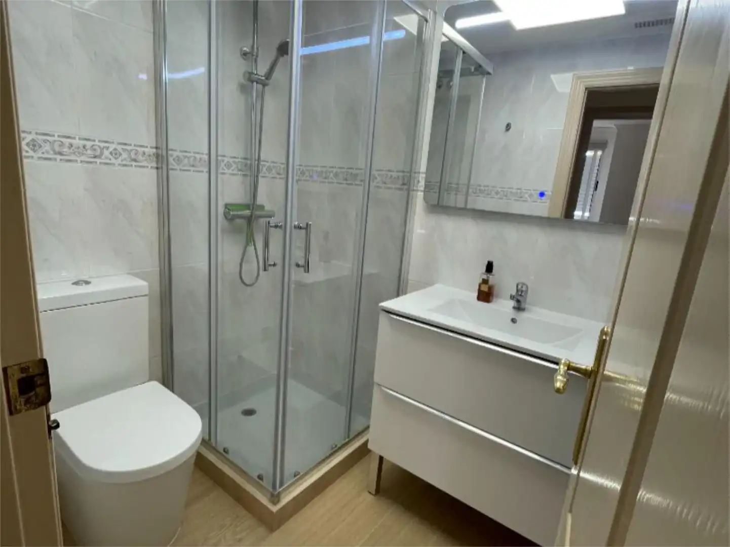 Baño de Apartamento de alquiler en Jávea / Xàbia con Aire acondicionado, Calefacción y Jardín privado