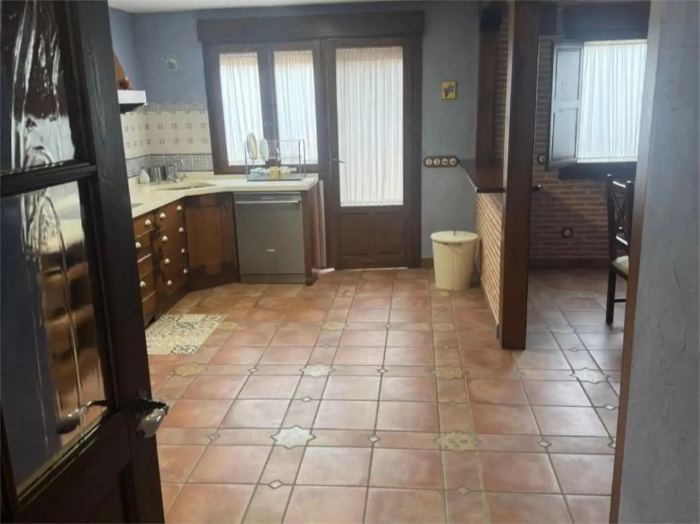 Casa adosada en venta en Calle Delicias, 21, Madridejos Cocina de Casa adosada en venta en Madridejos con Aire acondicionado, Calefacción y Terraza