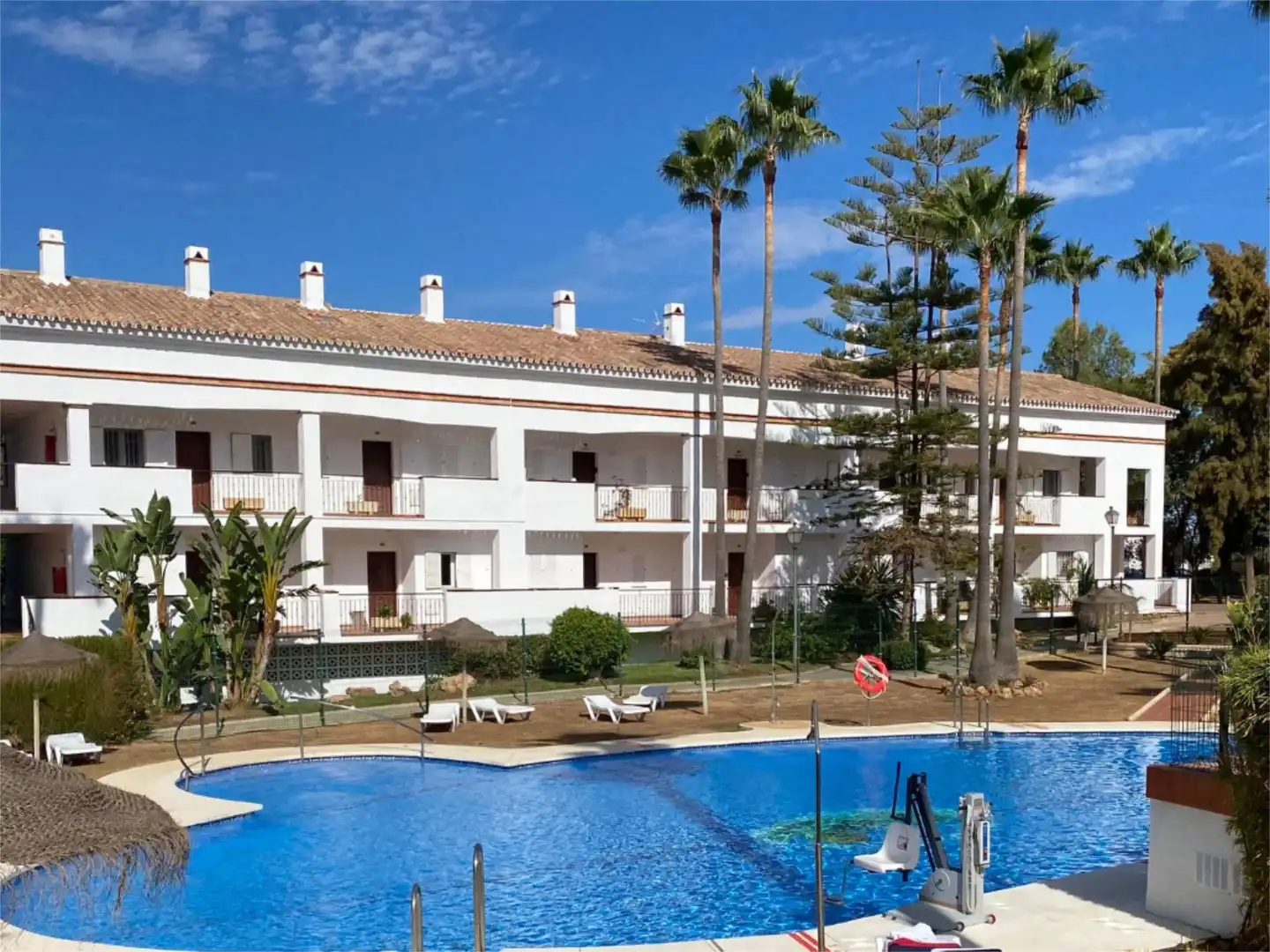 Exterior view of Flat for sale in Alhaurín de la Torre  with Air Conditioner, Heating and Private garden