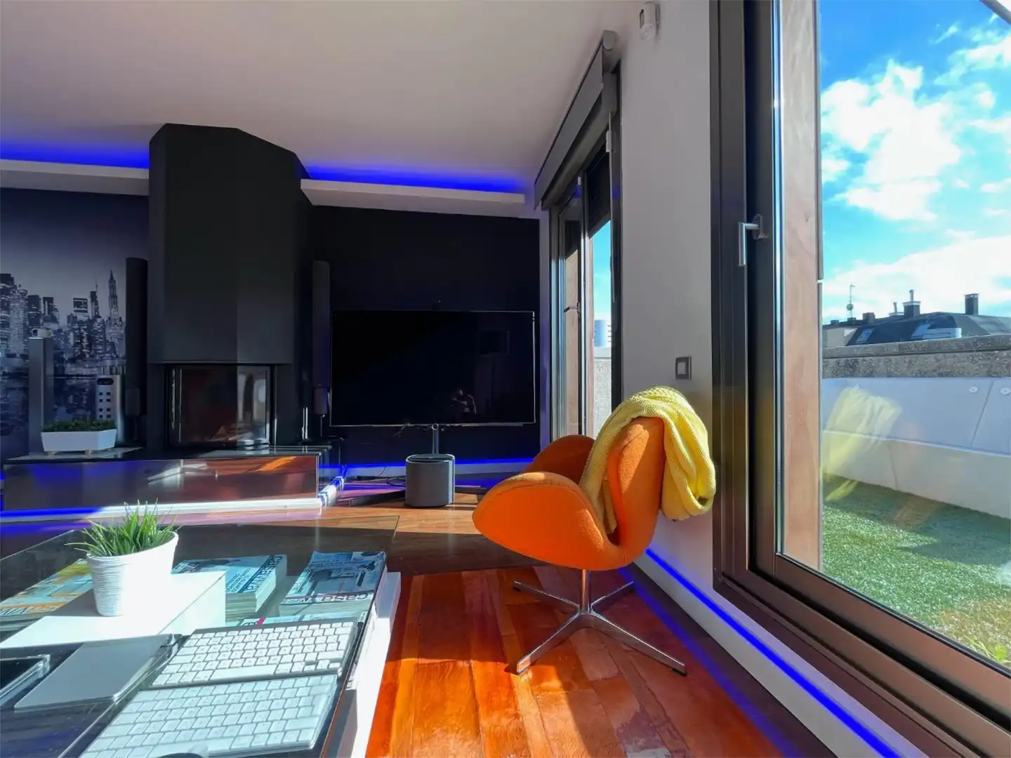 Wohnung zum Verkauf in Calle Viseu, 15, Ciudad Naranco - Prados de La Fuente Wohnzimmer von Wohnung zum Verkauf in Oviedo mit Heizung, Privatgarten und Parkett