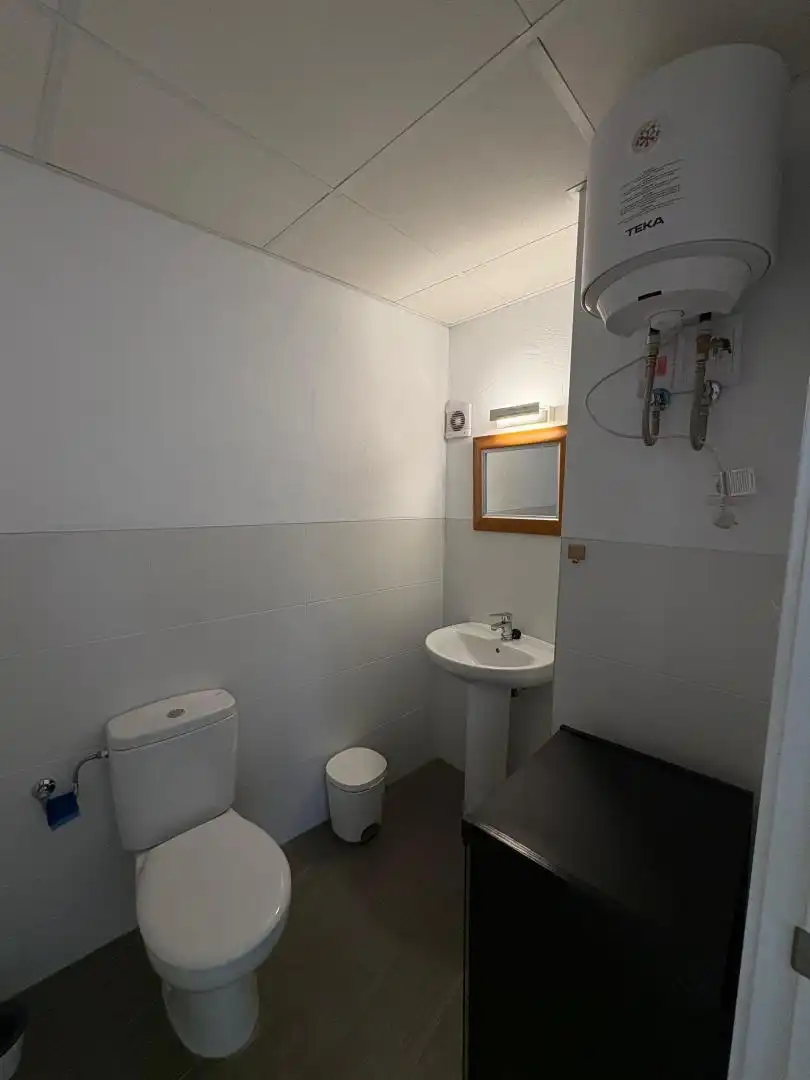 Local en venta en Carrer de Vicente Payà, 6, Campello pueblo Baño de Local en venta en El Campello con Aire acondicionado