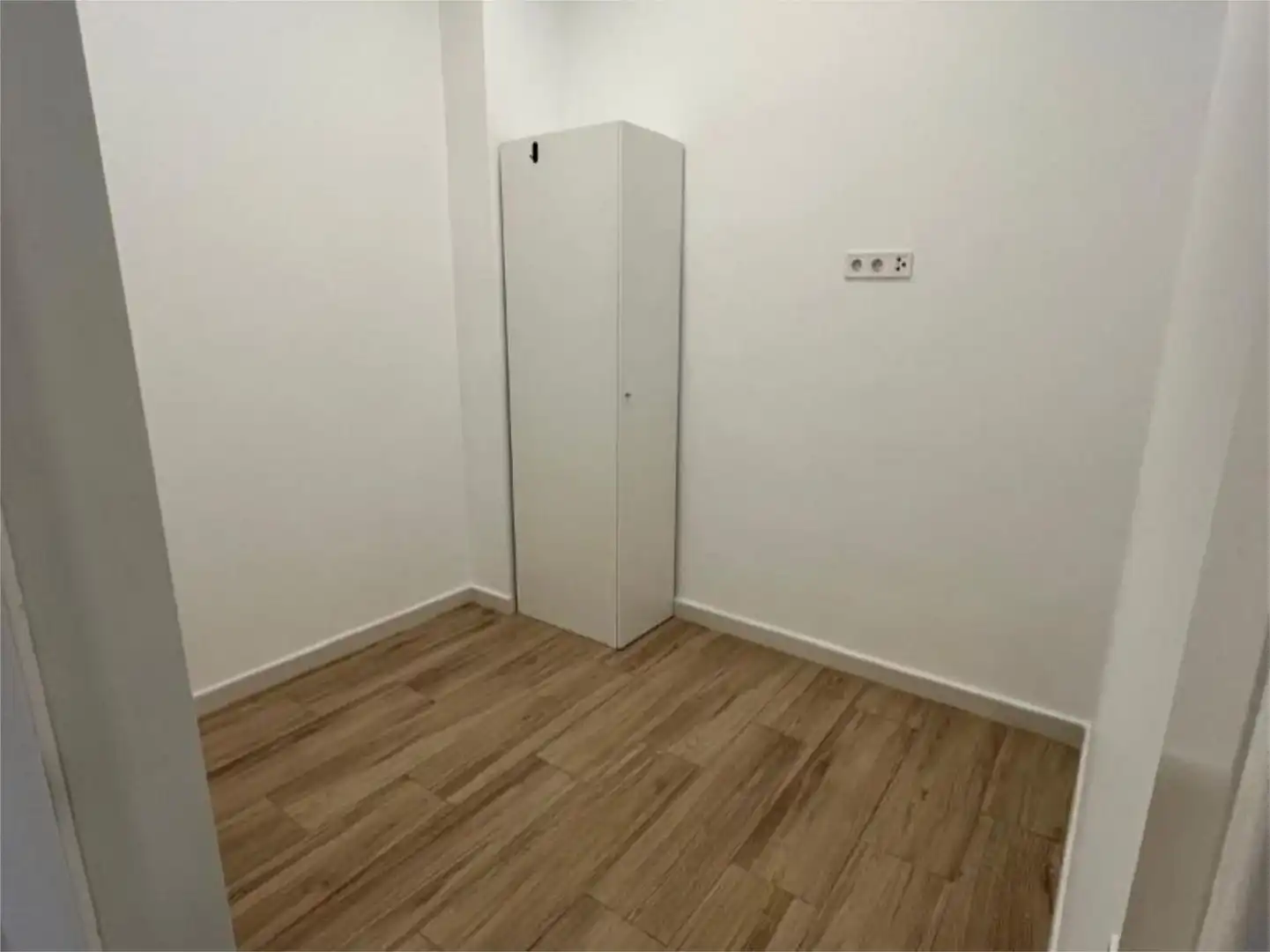 Pis de lloguer a Plaça Ruperto Chapí, 2, Barrio del Centro Pis de lloguer en Alicante / Alacant amb Aire condicionat, Calefacció i Parquet