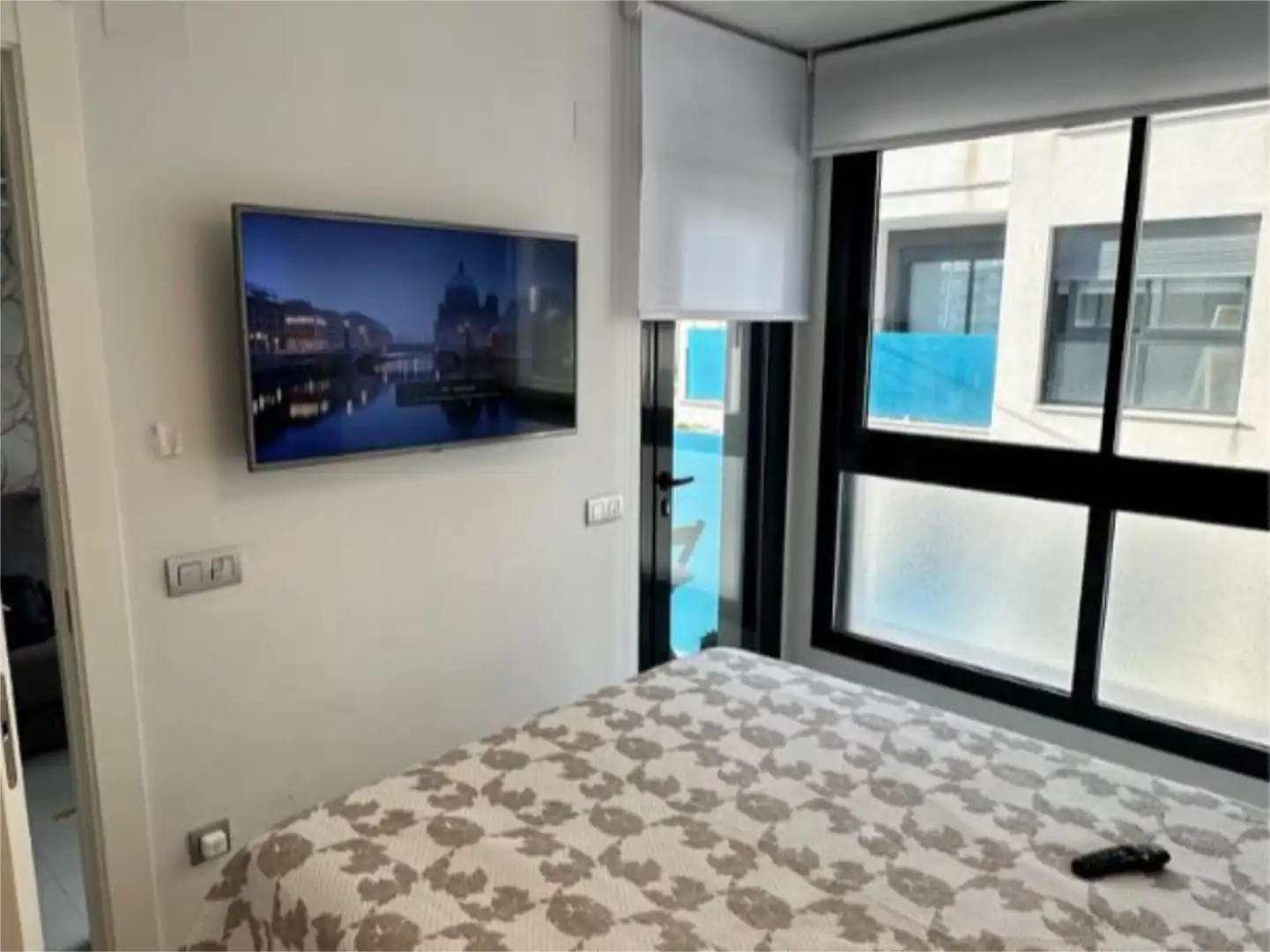 Flat for sale in Calle Maestro Francisco Casanovas, 51, Avenida Habaneras - Curva de Palangre Bedroom of Flat for sale in Torrevieja with Air Conditioner, Swimming Pool and Balcony