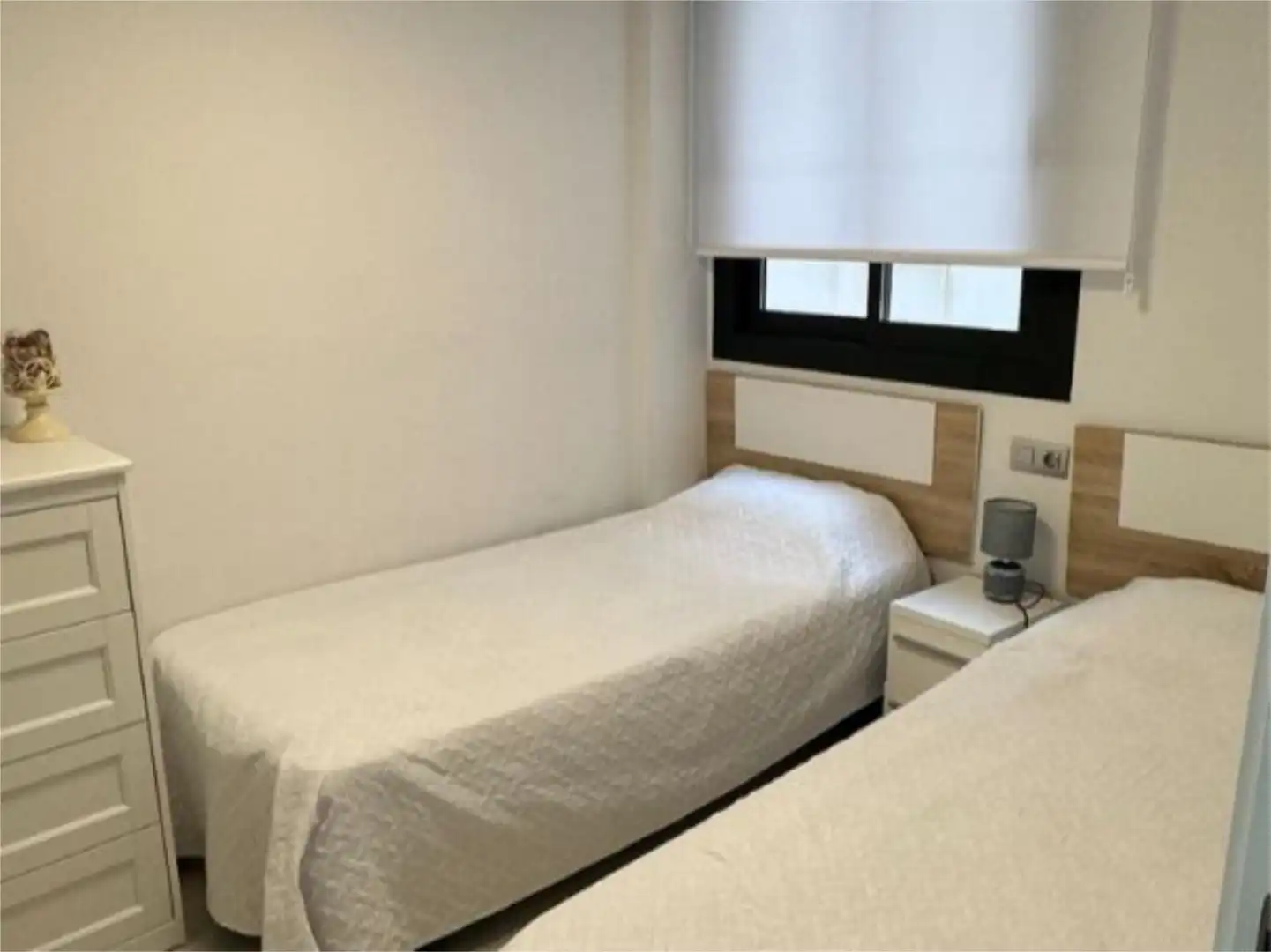 Flat for sale in Calle Maestro Francisco Casanovas, 51, Avenida Habaneras - Curva de Palangre Bedroom of Flat for sale in Torrevieja with Air Conditioner, Swimming Pool and Balcony