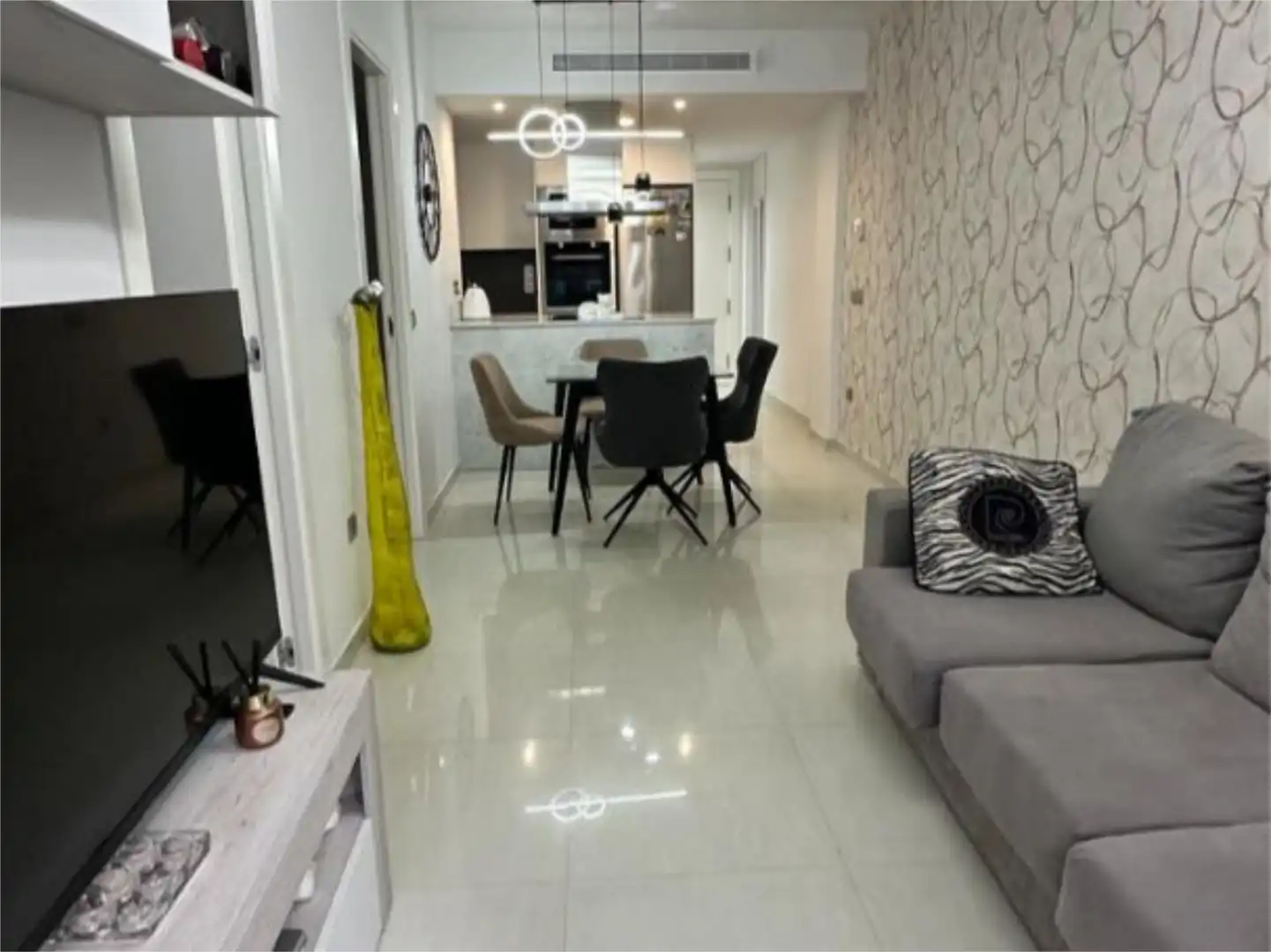 Flat for sale in Calle Maestro Francisco Casanovas, 51, Avenida Habaneras - Curva de Palangre Living room of Flat for sale in Torrevieja with Air Conditioner, Swimming Pool and Balcony