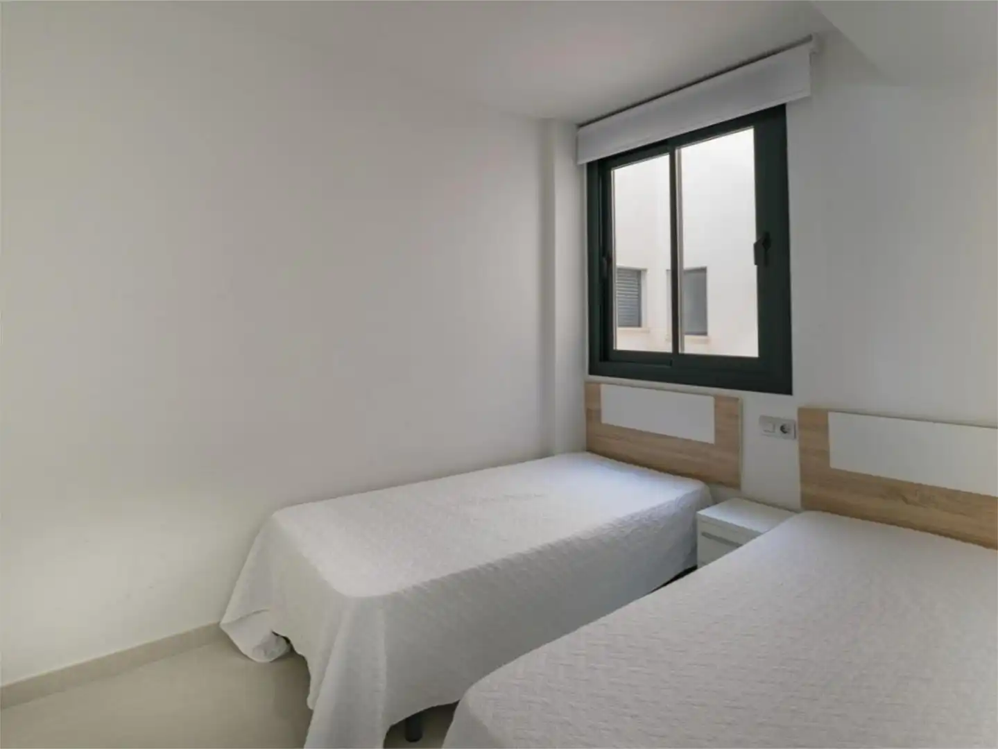Flat for sale in Calle Maestro Francisco Casanovas, 51, Avenida Habaneras - Curva de Palangre Bedroom of Flat for sale in Torrevieja with Air Conditioner, Swimming Pool and Balcony