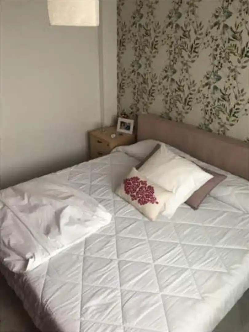 Piso en venta en La Oliva Habitación de Piso en venta en Sevilla con Calefacción y Amueblado