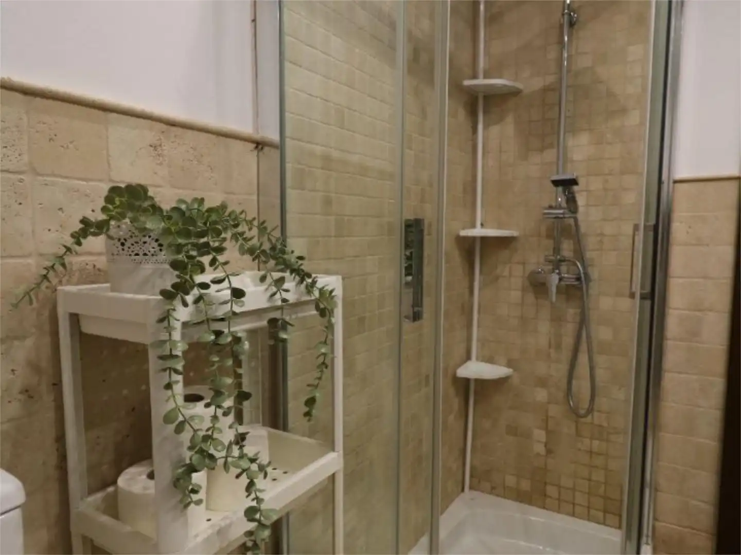 Room in Carrer F, 11, Binissalem Room in Carrer F, 11, Binissalem