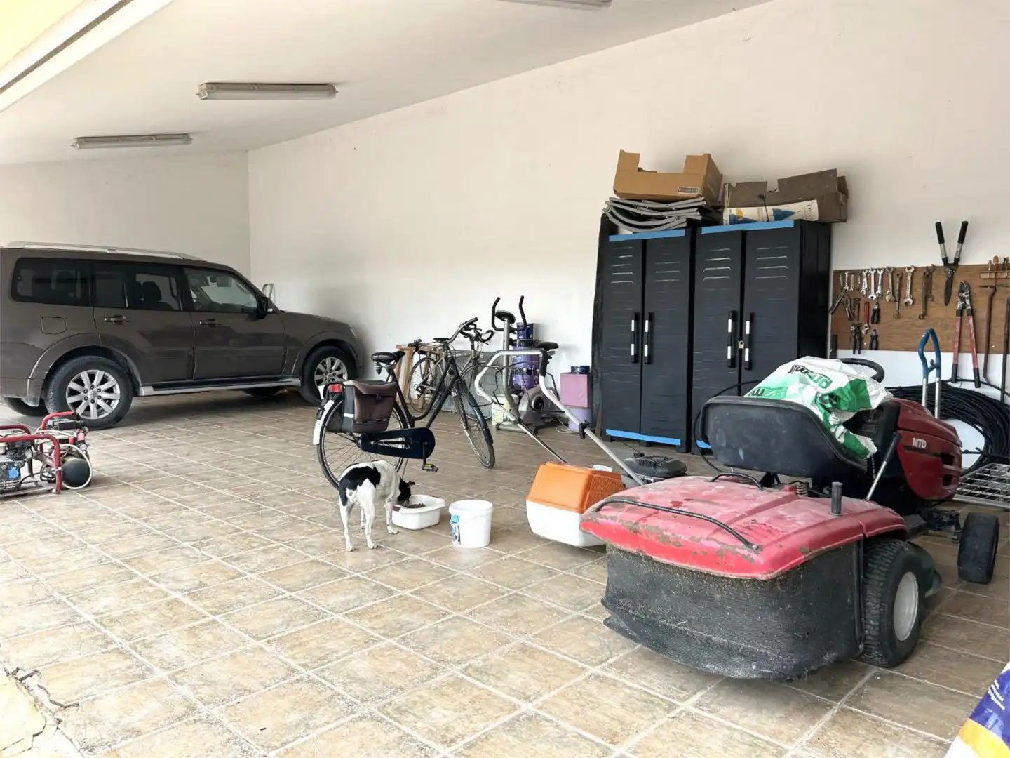 Parking de Finca rústica en venta en Orihuela con Terraza y Piscina