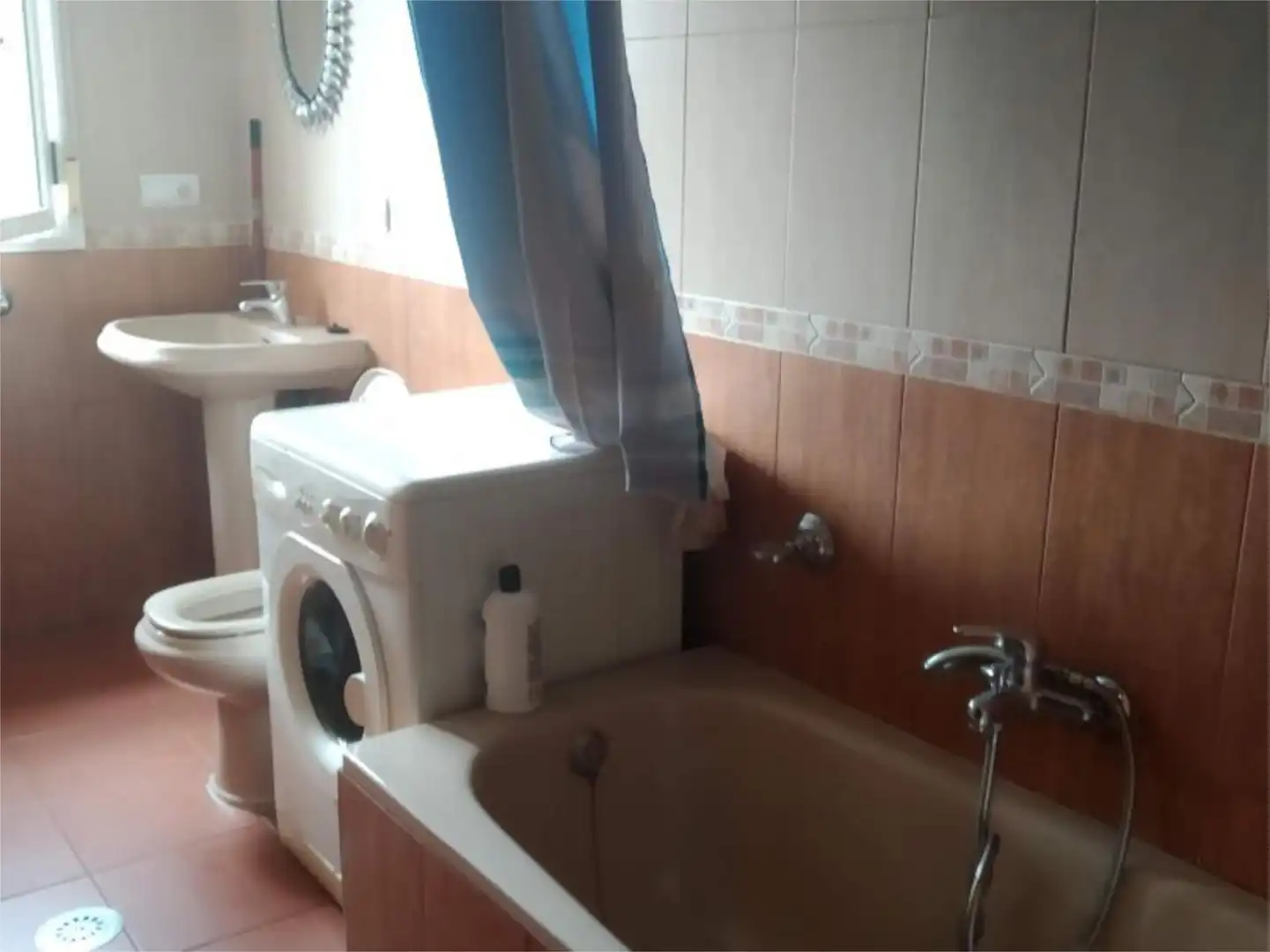 Apartments for sale in Avenida de Manuel Quiroga, 8, O Barco de Valdeorras Bathroom of Apartments for sale in O Barco de Valdeorras