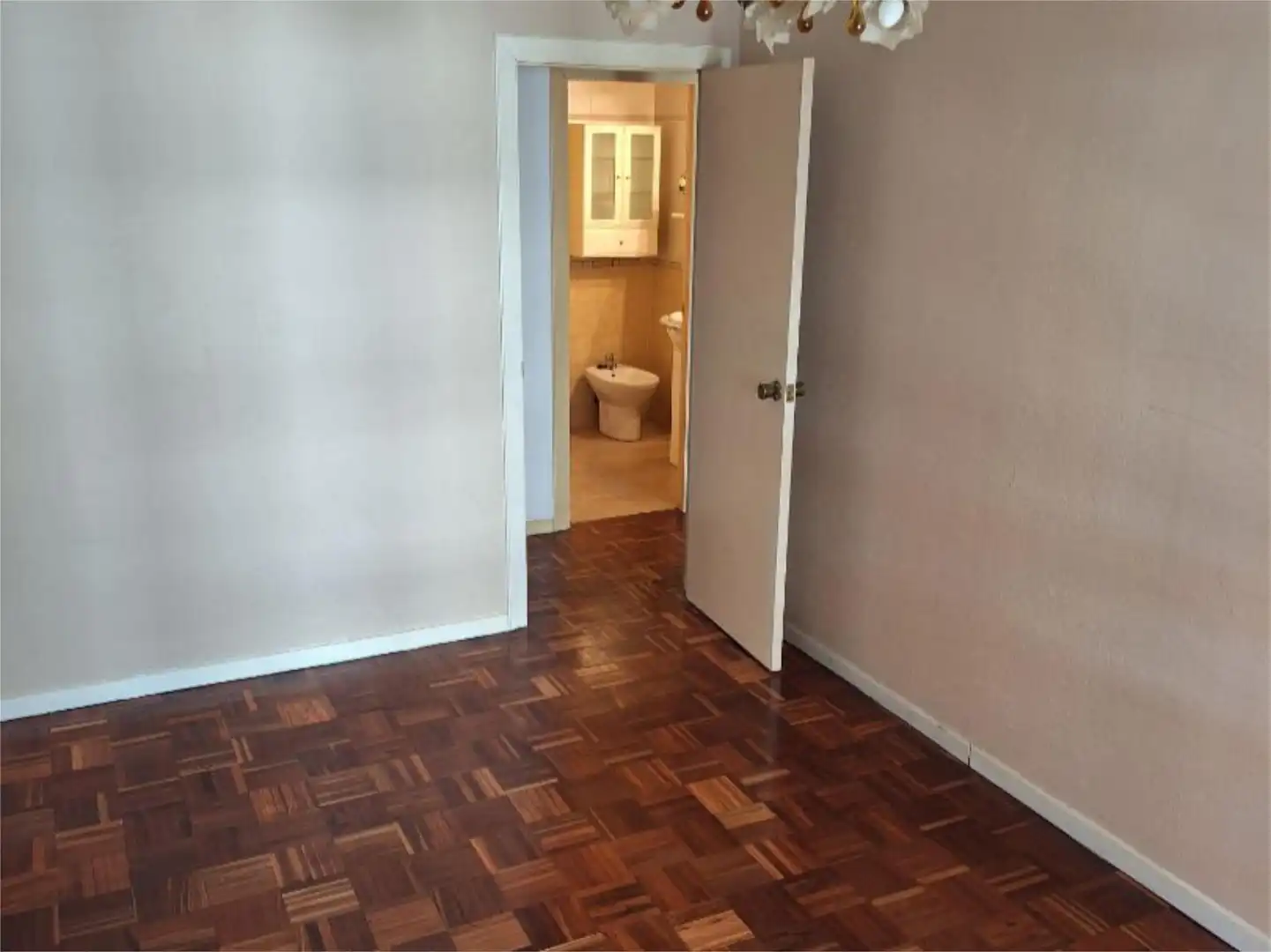 Piso en venta en Avenida de la Costa, 166, La Arena Piso en venta en Gijón con Calefacción y Parking comunitario