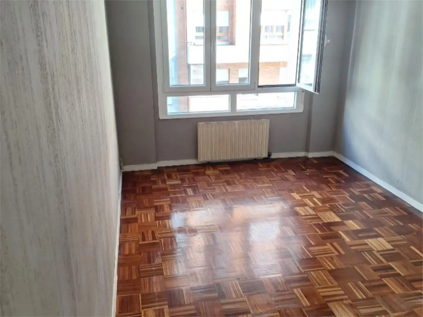 Piso en venta en Avenida de la Costa, 166, La Arena Habitación de Piso en venta en Gijón con Calefacción y Parking comunitario