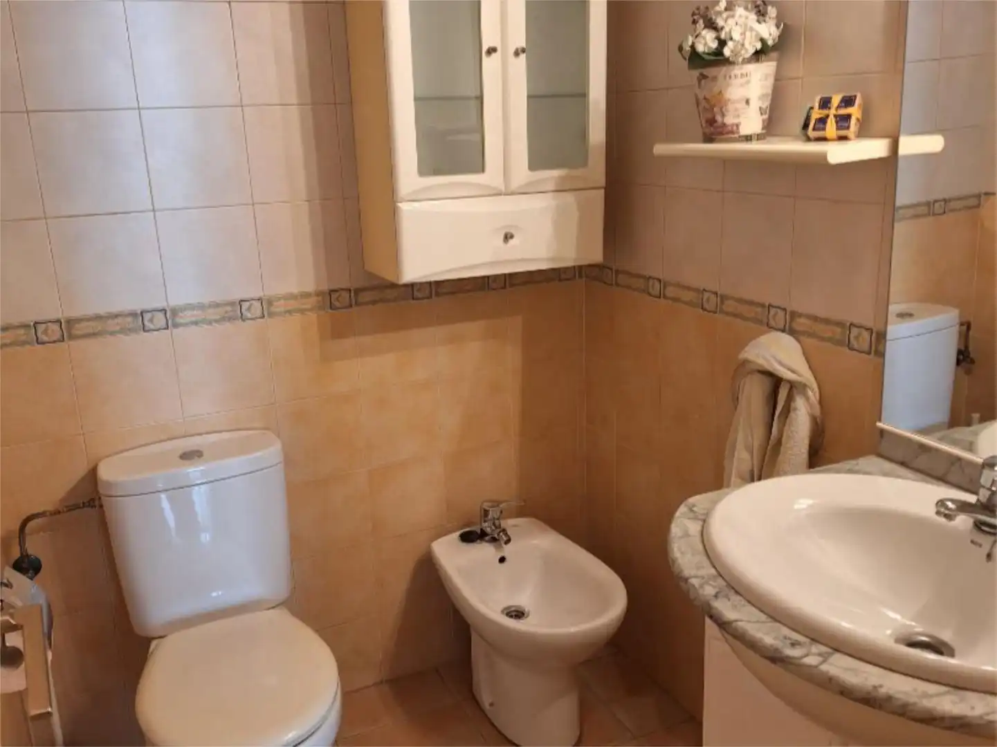 Piso en venta en Avenida de la Costa, 166, La Arena Baño de Piso en venta en Gijón con Calefacción y Parking comunitario