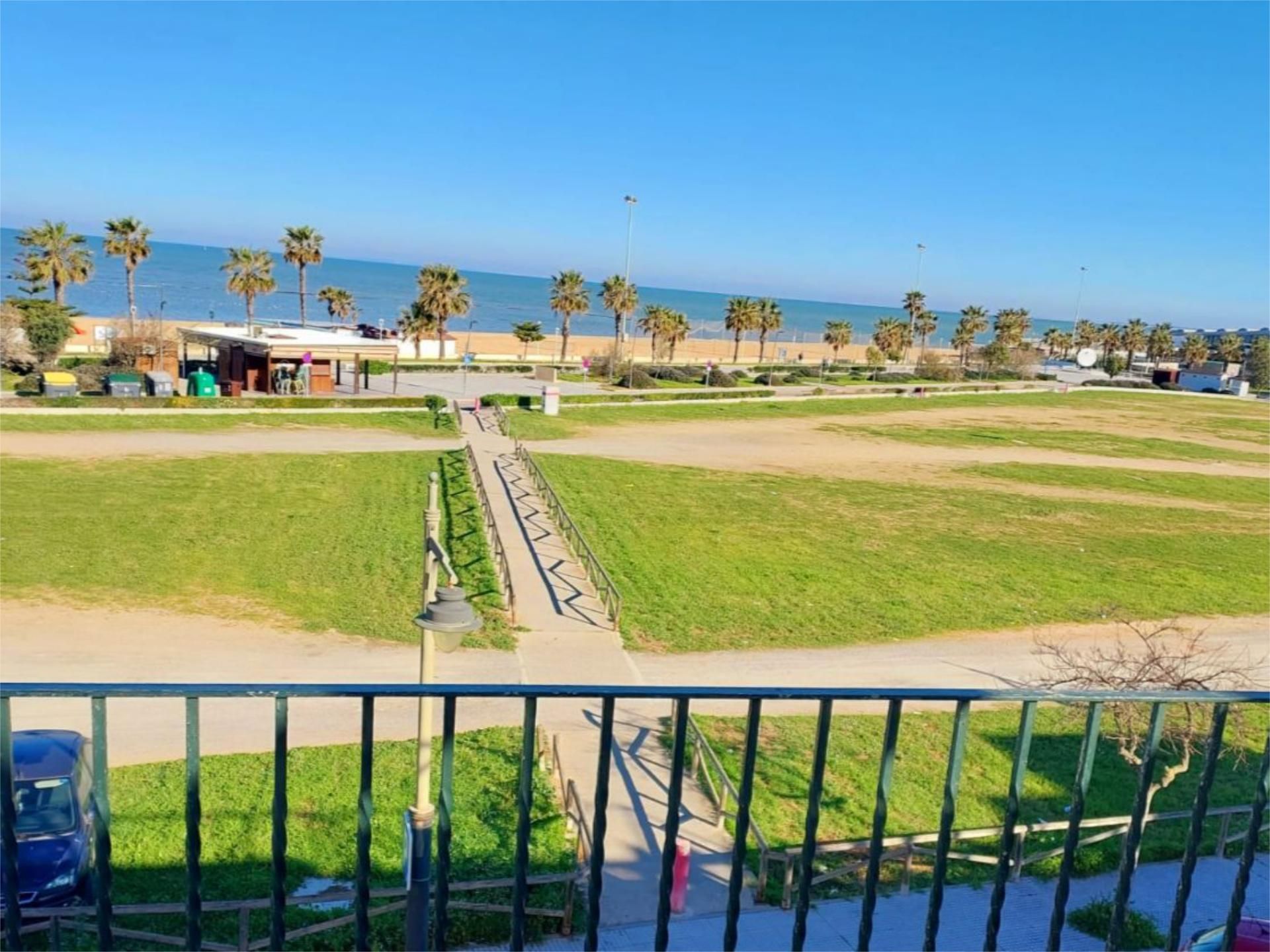 Flat for sale in Avenida Sanlúcar de Barrameda, 38, Playa Cruz del Mar Bedroom of Flat for sale in Chipiona with Air Conditioner, Heating and Terrace