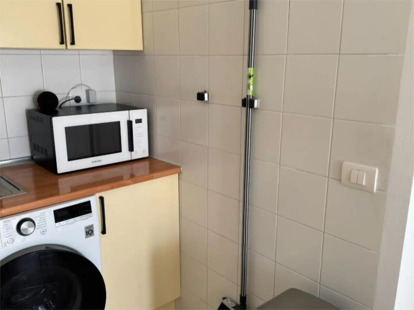 Flat for rent in Calle los Prismas, 61, Arico Kitchen of Flat for rent in Arico with Swimming Pool, Furnished and Community parking